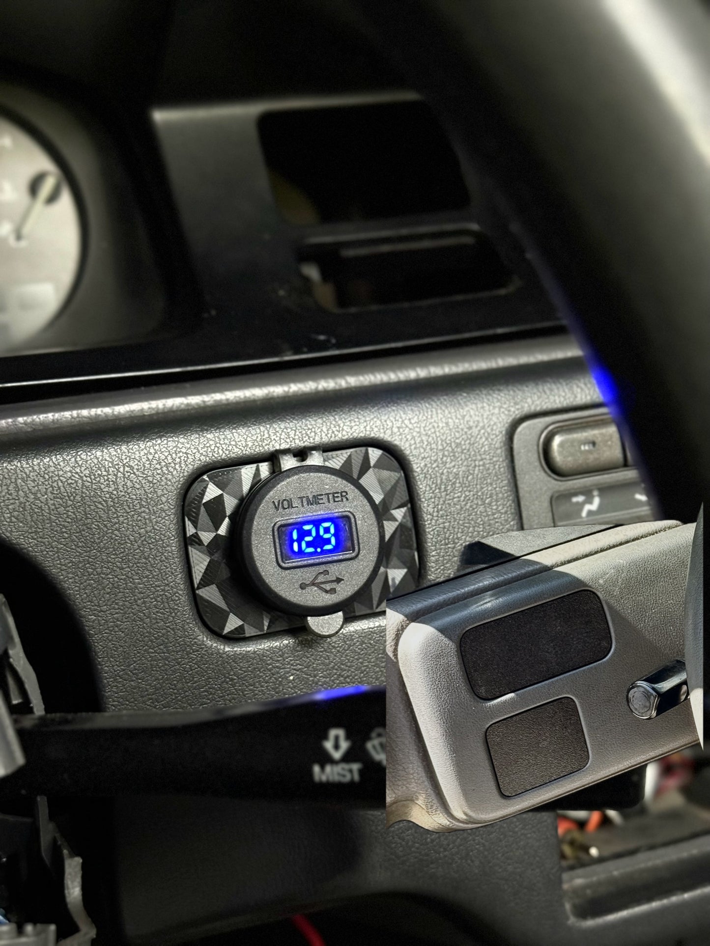 Defrost Button USB EG Civic - Voltmeter / Charger + 2 Delete / Diamond
