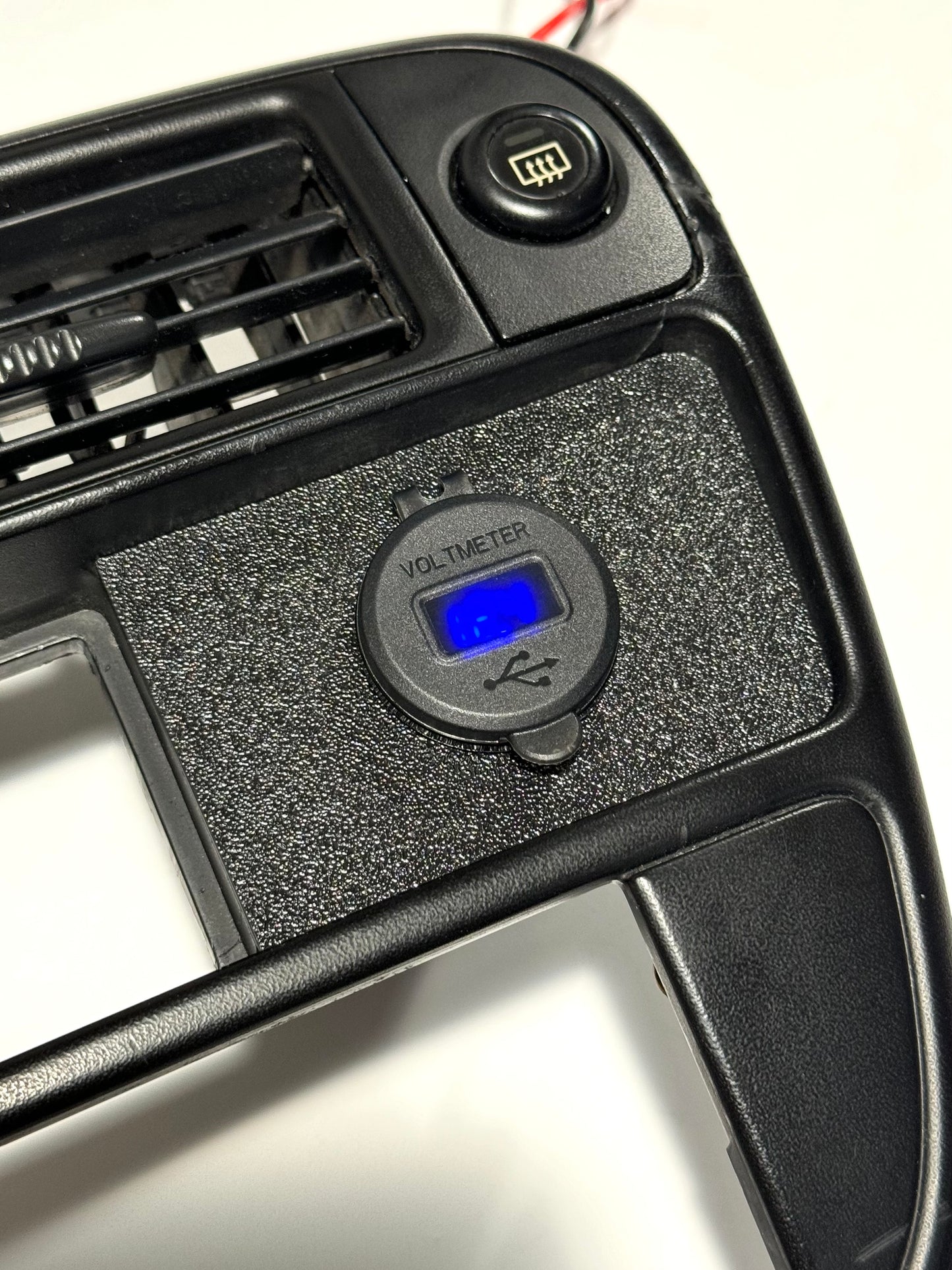 Clock / Pocket USB EK Civic - LHD / Voltmeter ( charger ) / Textured