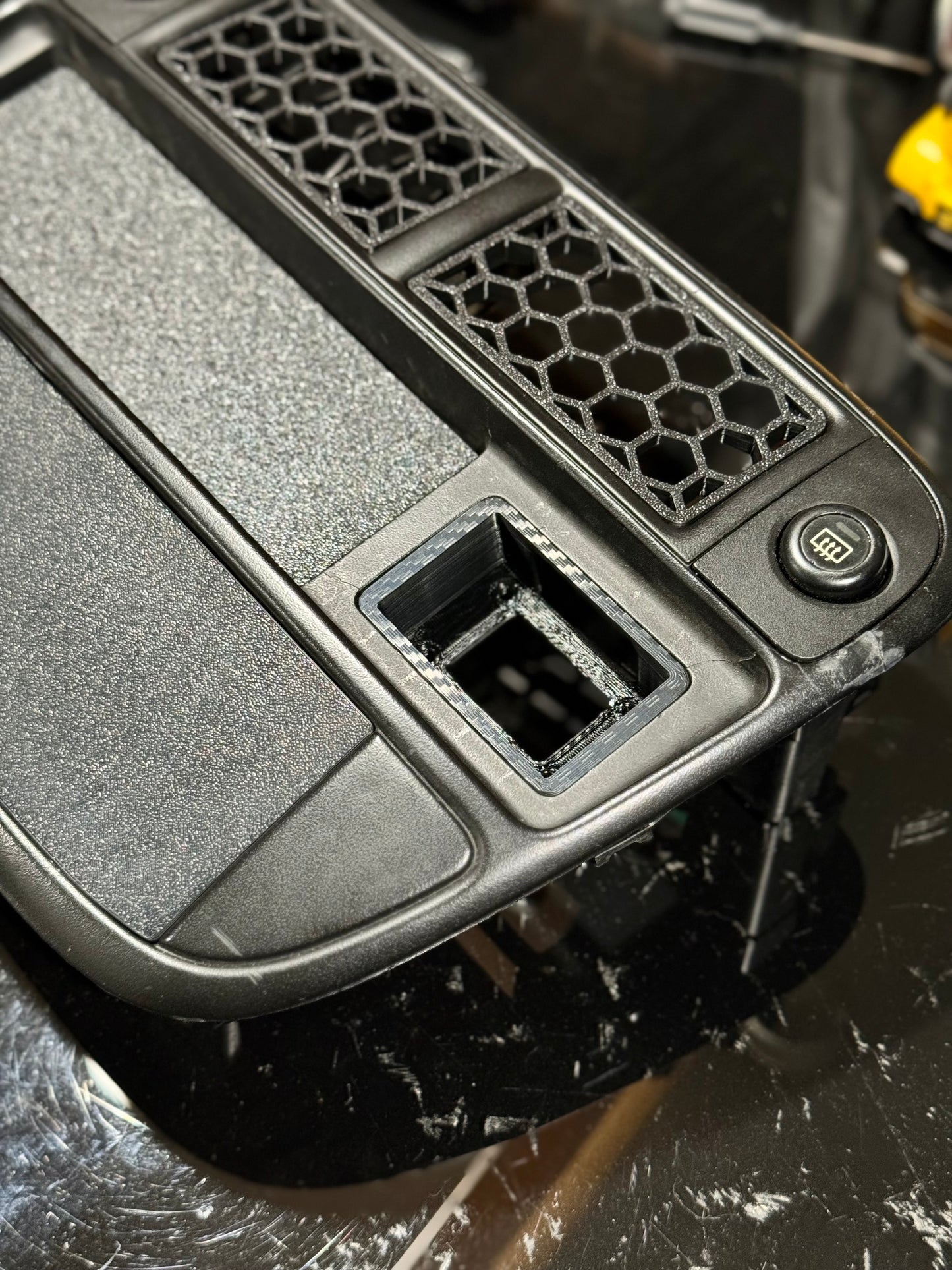 Clock / Pocket FuelTech Nano Mount EK Civic - 1 PC - GAP FILL / CARBON FIBER