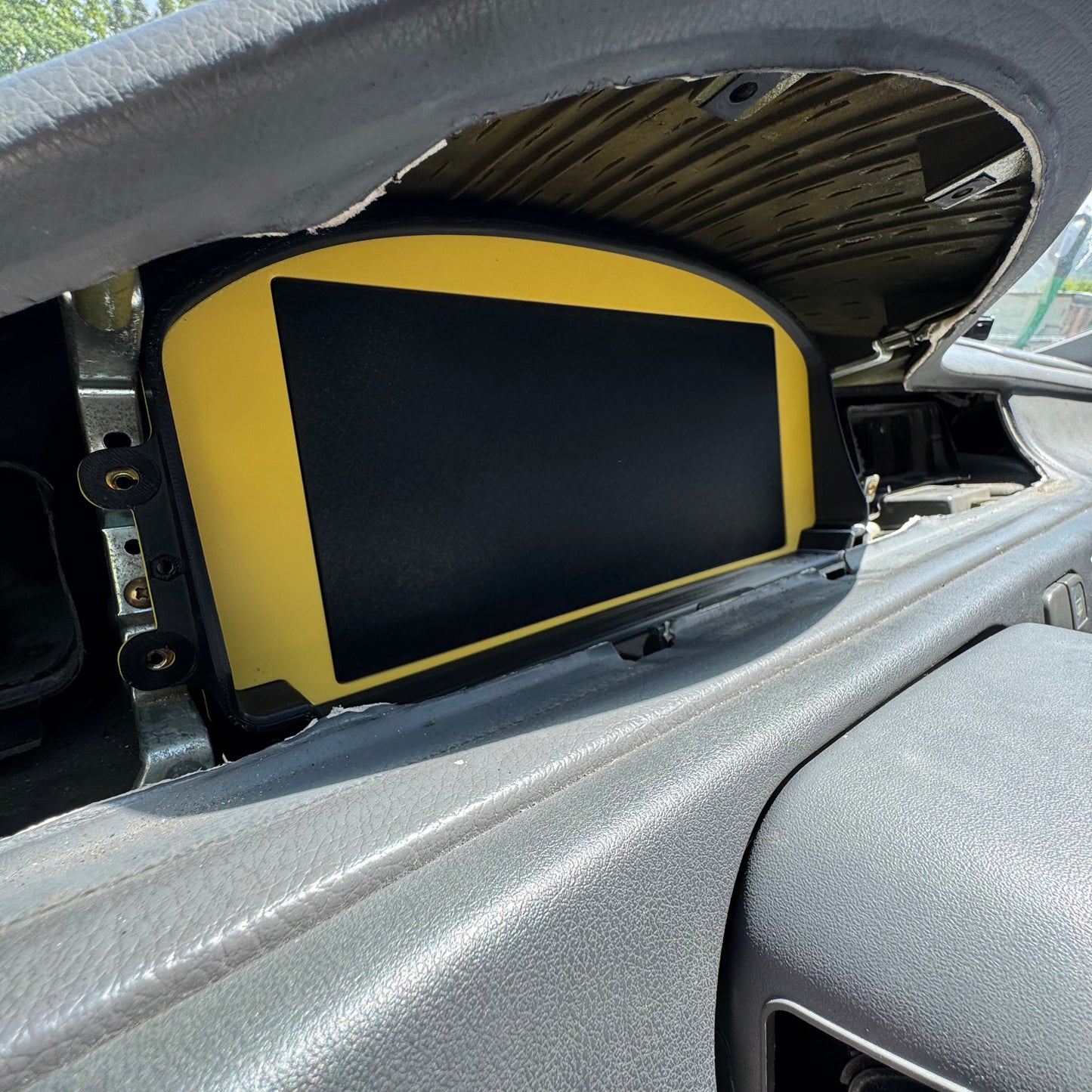 Cluster Display FLUSH Mount EG