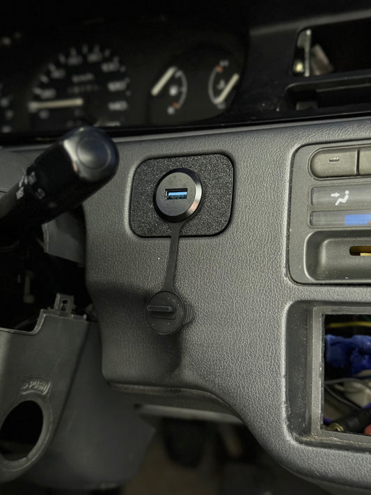 Defrost Button USB EG Civic - Passthrough / Textured