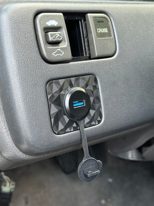 Mirror Switch Mounts EG Civic - Passthrough USB / Textured